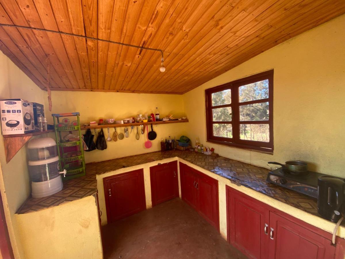 Lycee Picot De Cloriviere Dont Les Revenus Financent L'Education Des Eleves Apartment Antsirabe Bagian luar foto